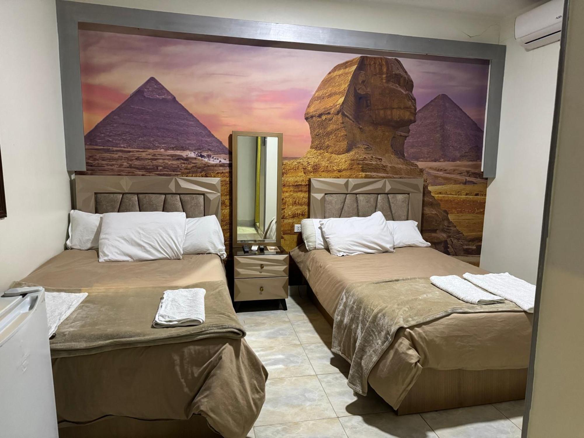 Nefertiti Pyramids View Hotel Kairo Eksteriør billede
