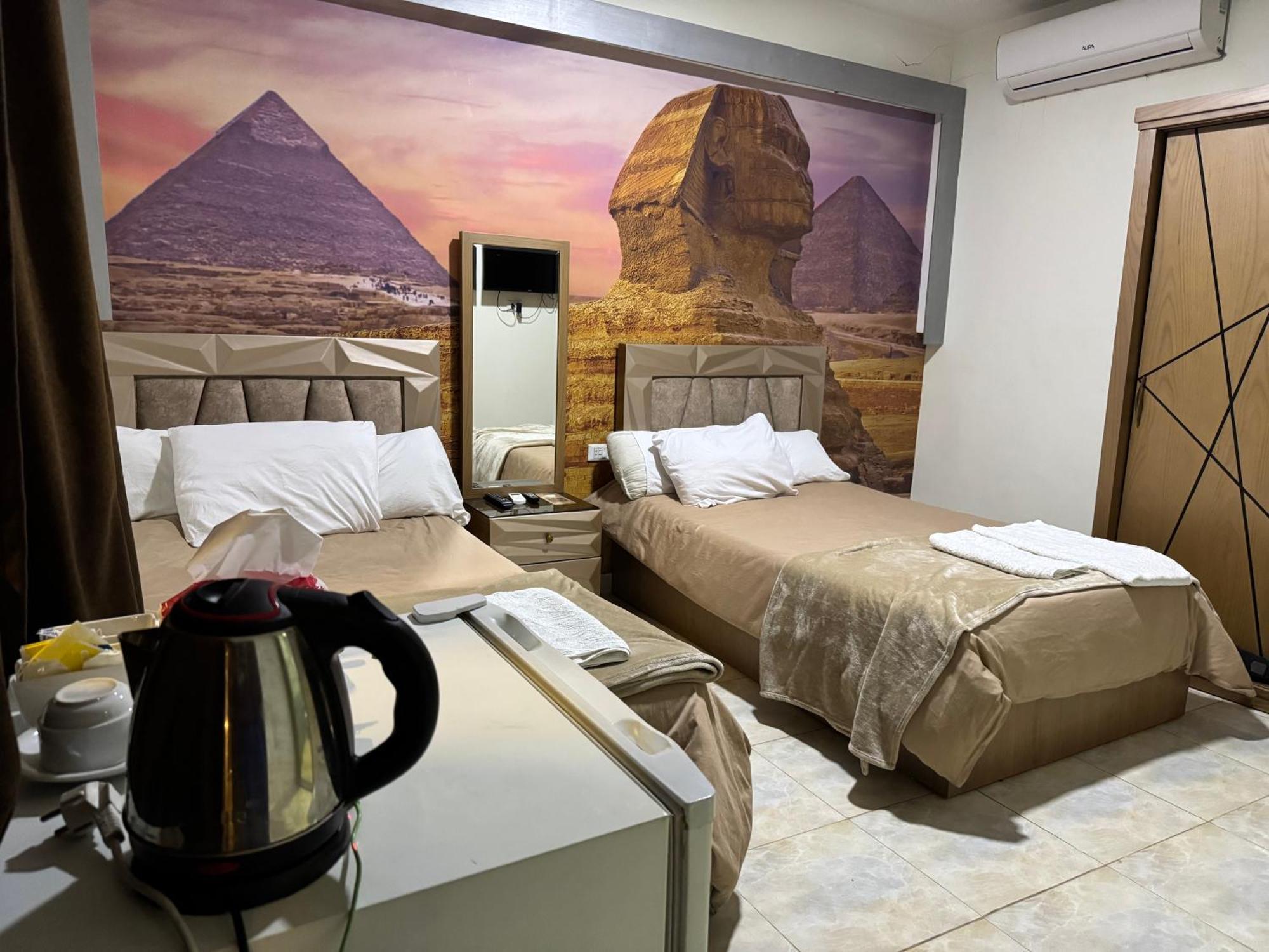 Nefertiti Pyramids View Hotel Kairo Eksteriør billede